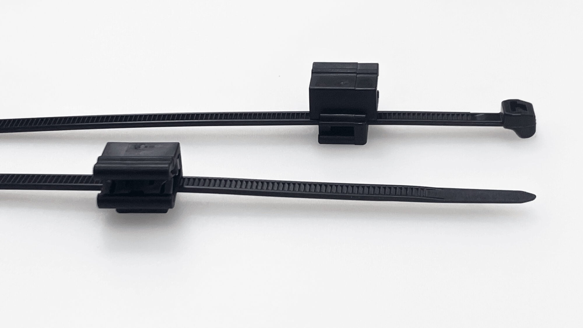 Edge Clip Cable Ties for Solar ,Anti-UV, Black 1-3mm PANEL,Outside Serrated